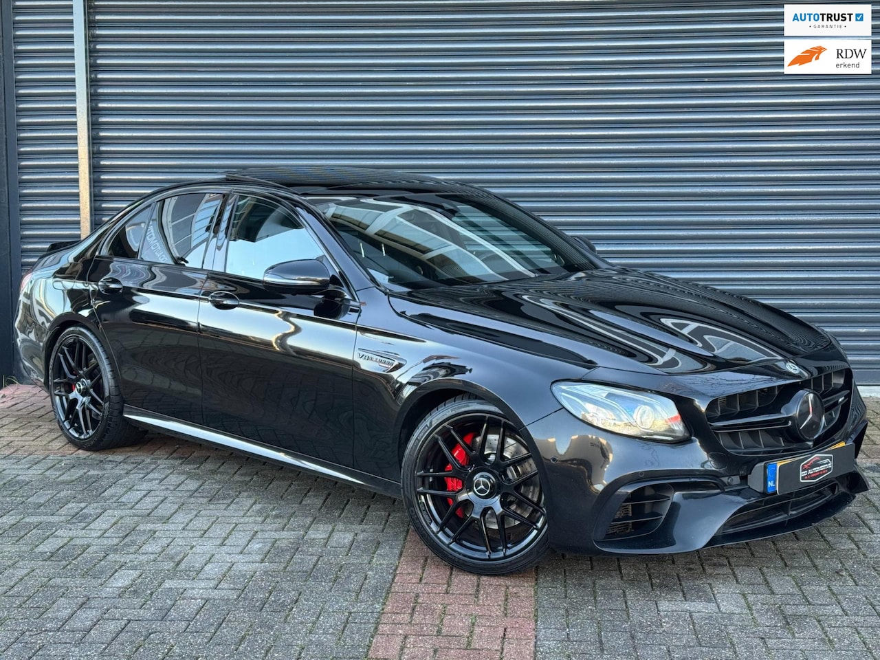 Mercedes-Benz E-klasse - AMG 63 4MATIC Premium Plus Pano | Burmester | Luchtvering | Lane - AutoWereld.nl