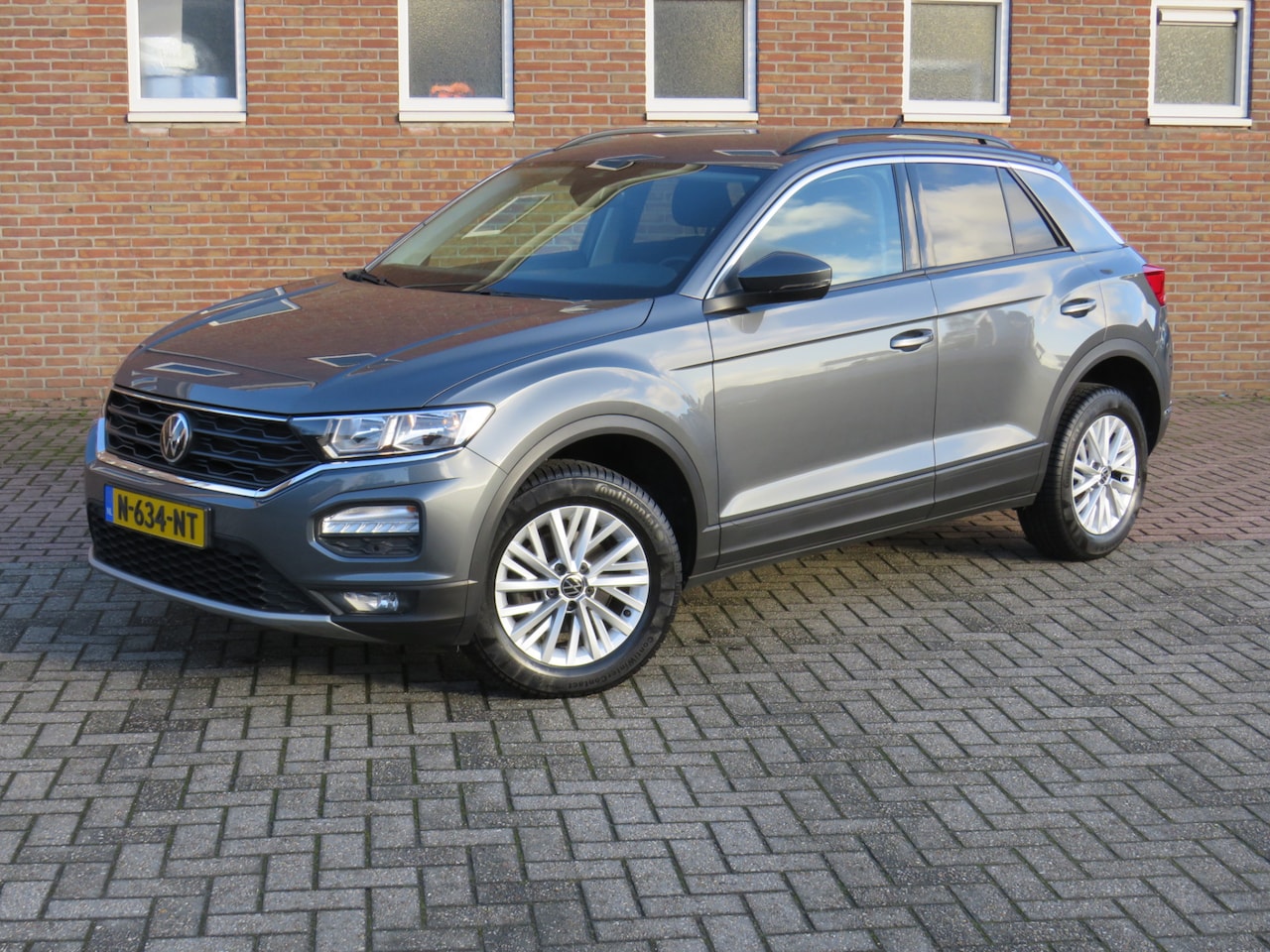 Volkswagen T-Roc - 1.0 TSI 110Pk Style * Rijklaarprijs incl. garantie * Navi * Carplay Android * Adaptieve Cr - AutoWereld.nl