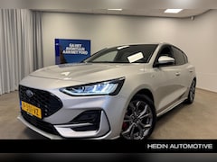 Ford Focus - 1.0 EcoBoost Hybrid ST Line Style | Trekhaak | Camera | Car Play | Navi | All-Season | Win
