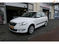 Skoda Fabia Combi - 1.2 TSI Ambition Apk/Boekjes/Climate/ParkeerSens/Aux/Usb/Boekjes