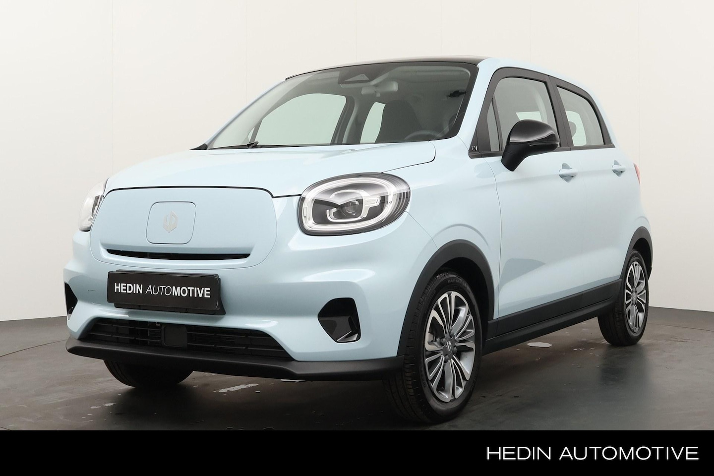 Leapmotor T03 - Smart 37.3 kWh 95pk | Panoramadak | Navigatie | Camera | Adap. cruise control | PDC A | LM - AutoWereld.nl