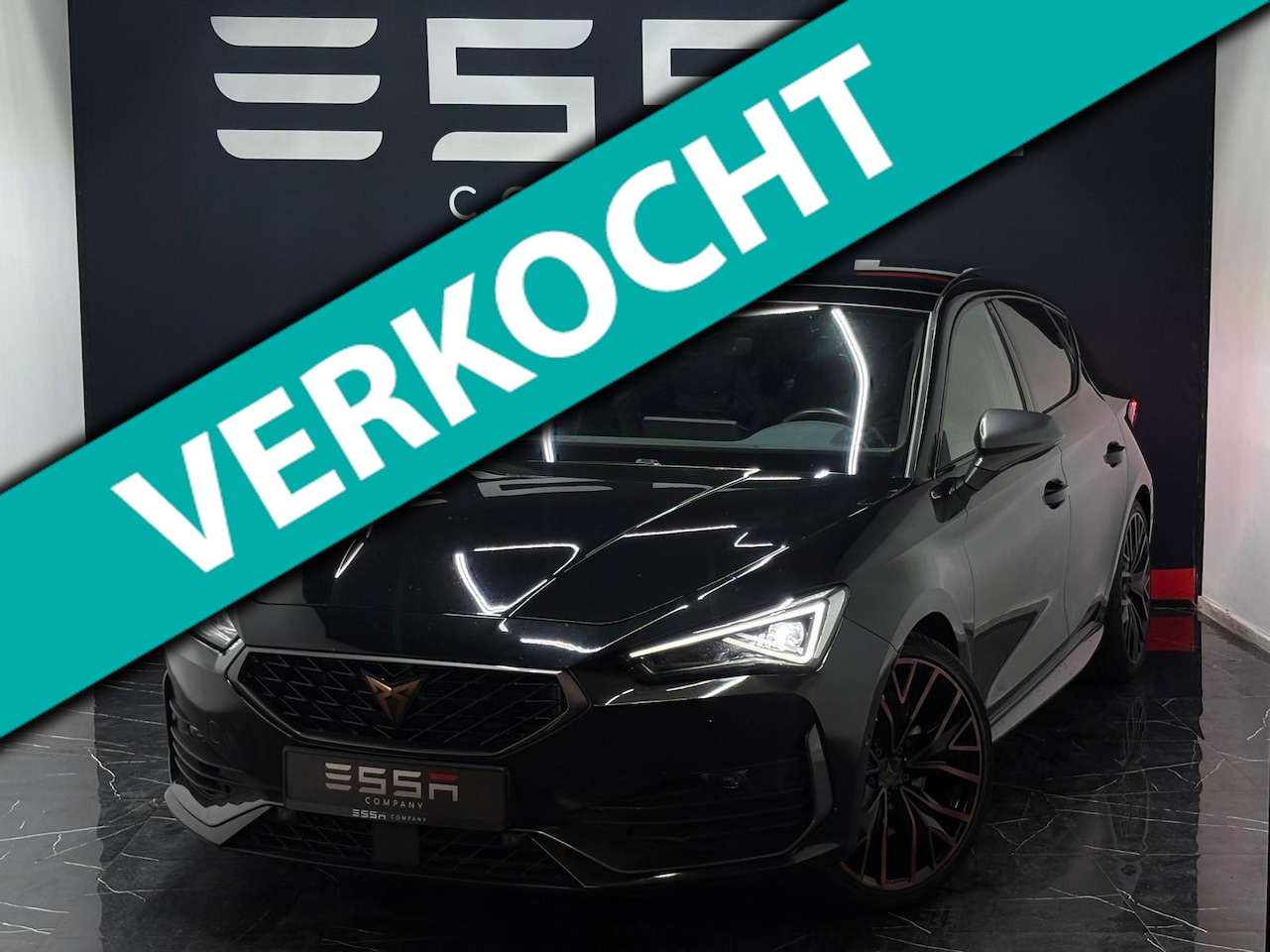 CUPRA Leon - 2.0 TSI VZ CARBON 300PK Pano Kuipst CarPlay Sfeer - AutoWereld.nl