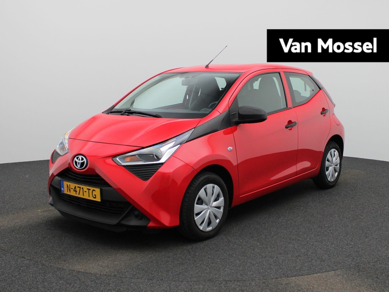 Toyota Aygo - 1.0 VVT-i x-fun | 5-Deurs | Lage km stand | Airco | Bluetooth | DAB - AutoWereld.nl