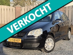 Volkswagen Polo - 1.4-16V Comfortline AIRCO