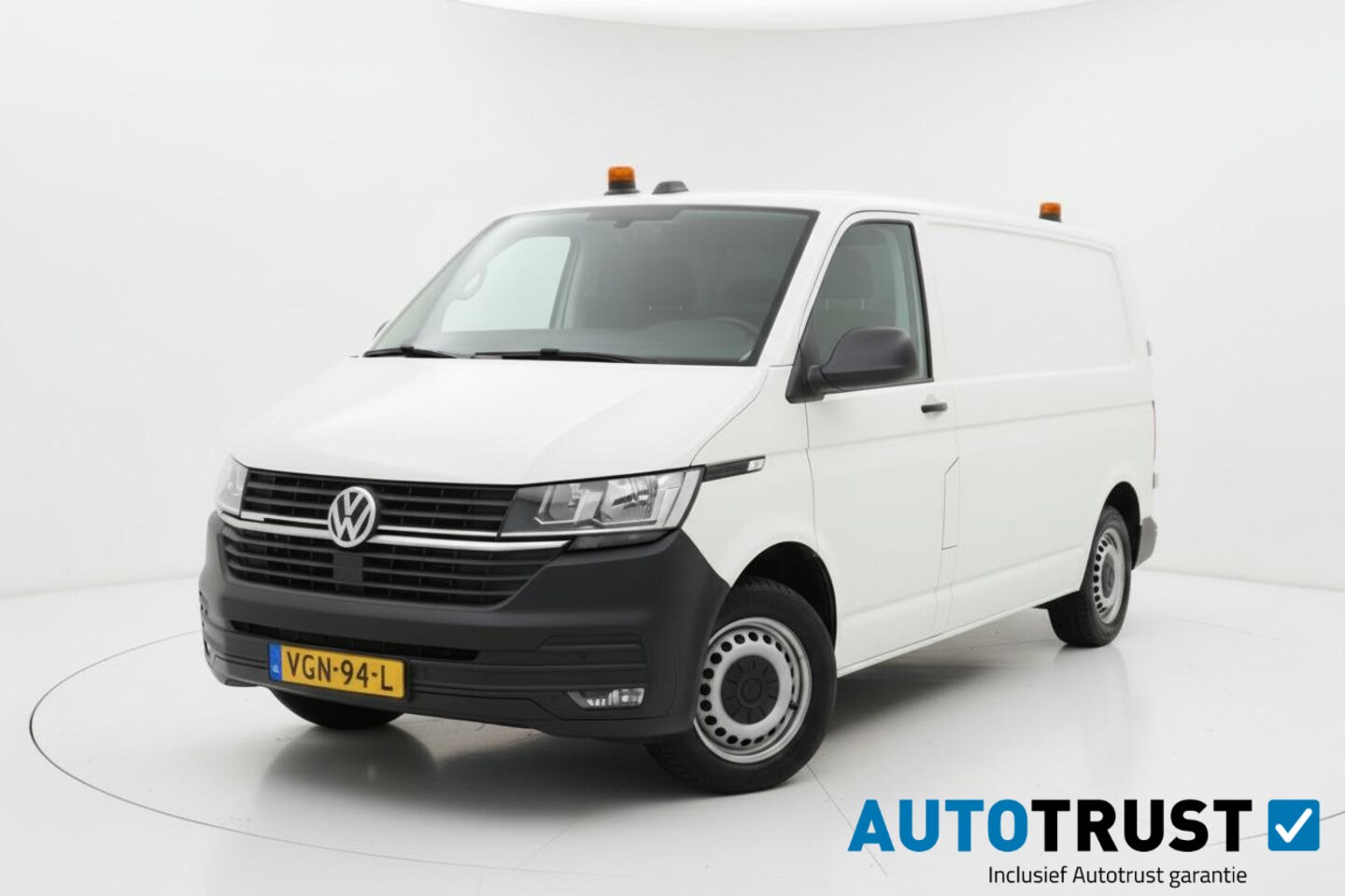 Volkswagen Transporter - 2.0 TDI L2H1 4-Motion 230V KASTEN TREKHAAK - AutoWereld.nl