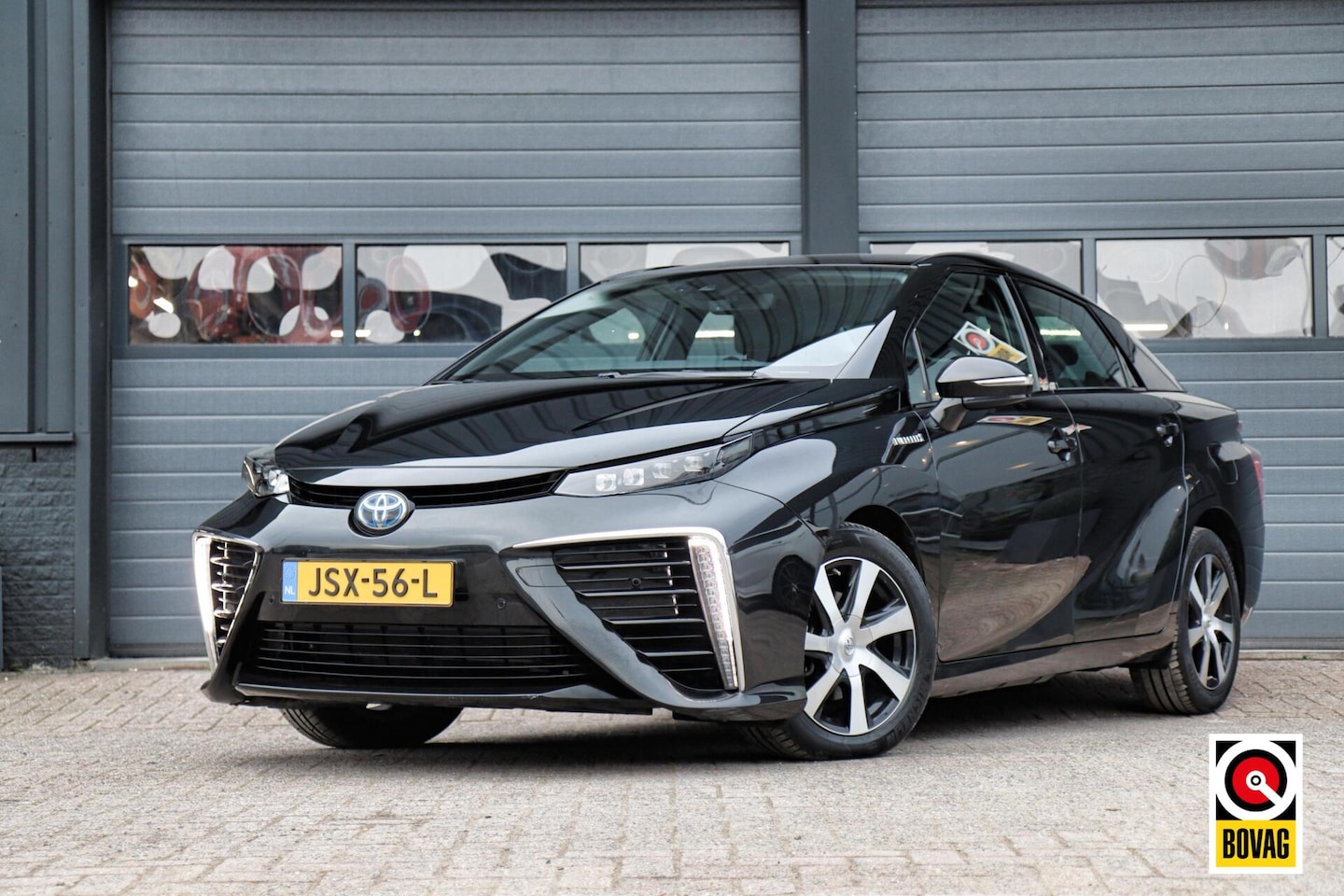 Toyota Mirai - Dynamic Waterstof Automaat /LED/LEDER/CAMERA/STOELVERW! - AutoWereld.nl