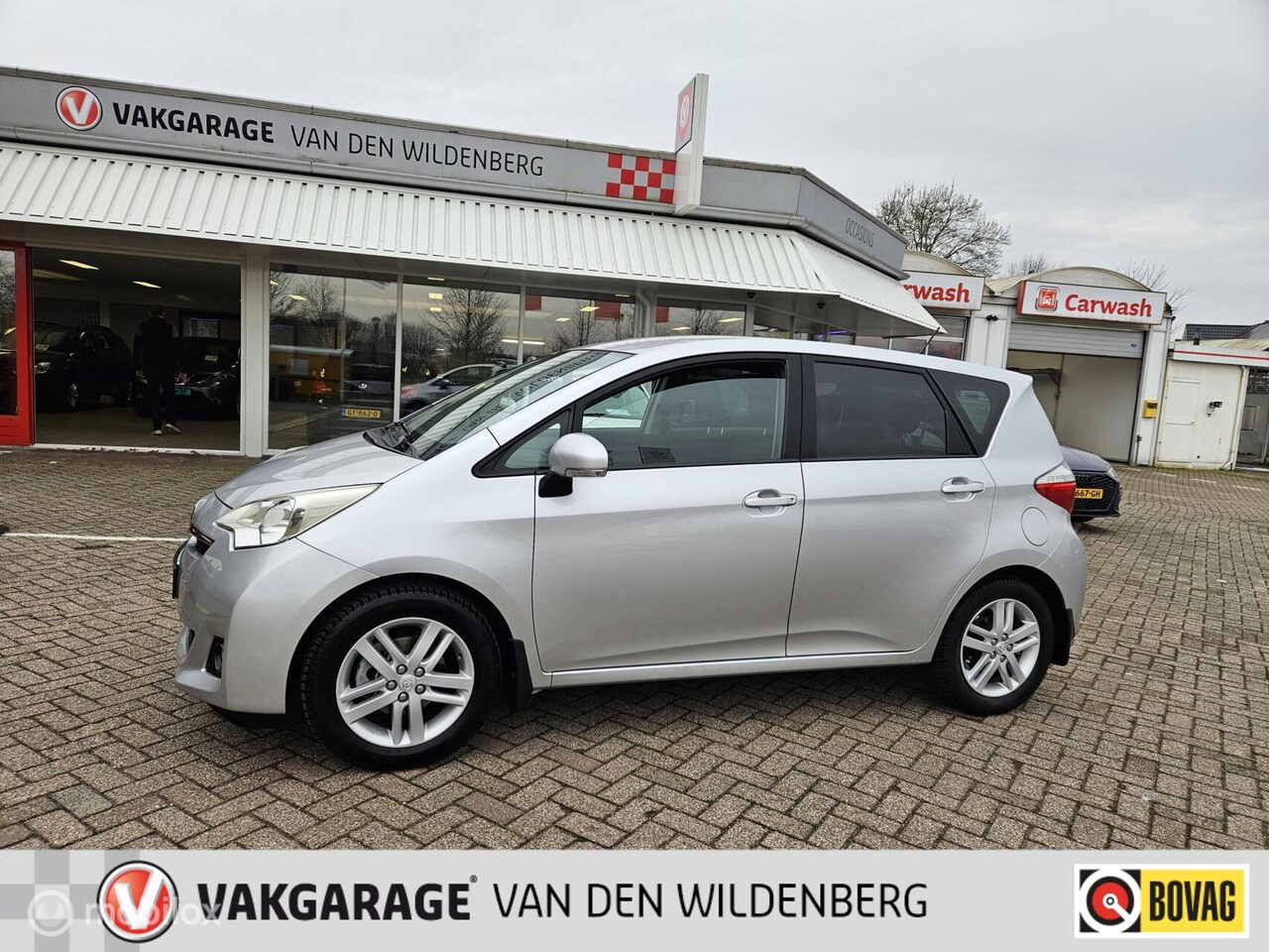 Toyota Verso S - 1.3 VVT-i Aspiration 1.3 VVT-i Aspiration - AutoWereld.nl