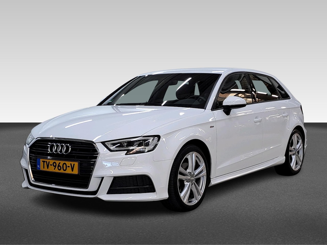 Audi A3 Sportback - 35 TFSI 150PK AUTOMAAT S-LINE EDITION NAVI PDC TEL LED NAP - AutoWereld.nl