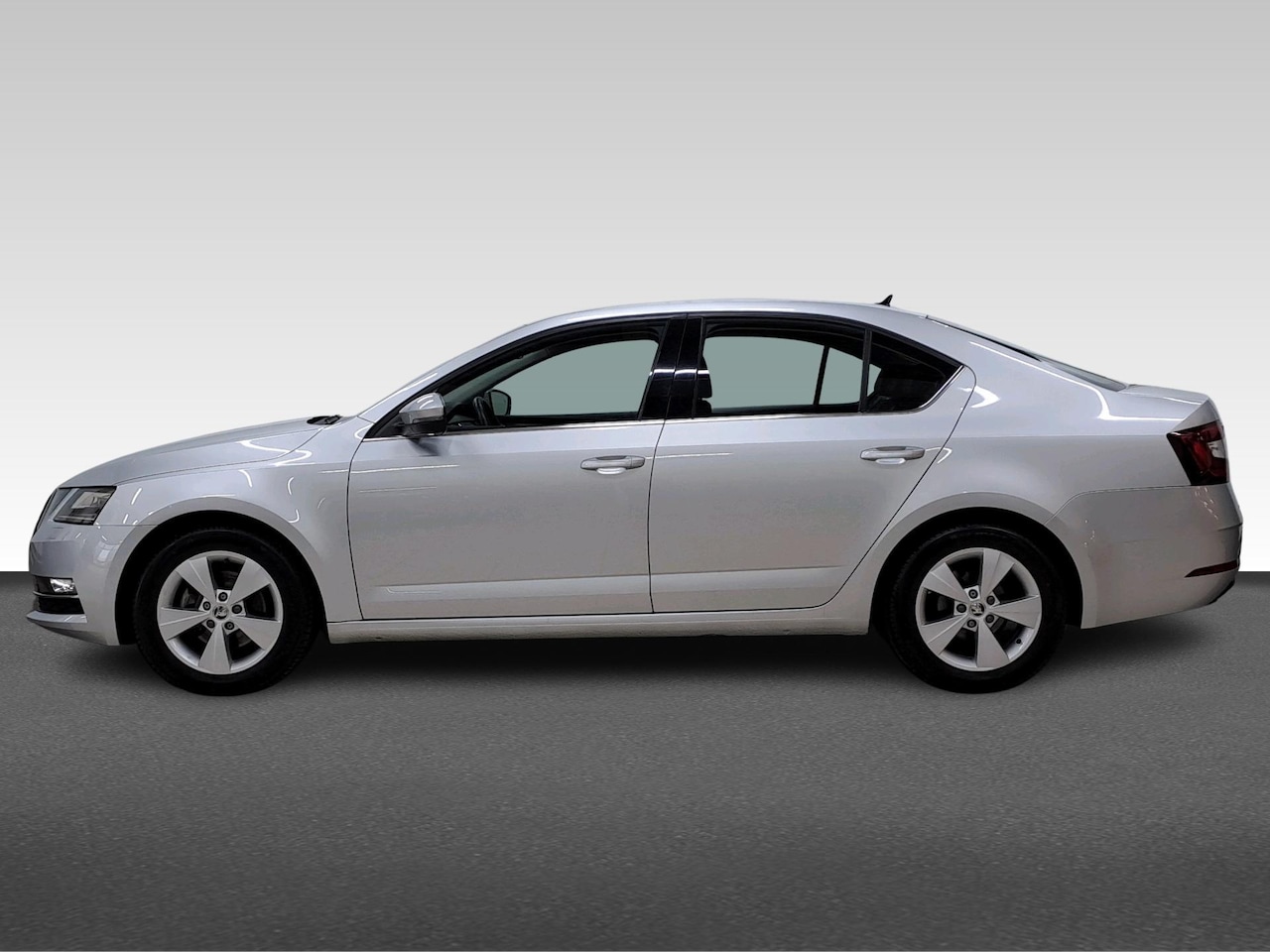 Skoda Octavia - 1.4 TSI 150PK AUTOMAAT STYLE NAVI WINTERPACK TREKHAAK - AutoWereld.nl