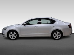 Skoda Octavia - 1.4 TSI 150PK AUTOMAAT STYLE NAVI WINTERPACK TREKHAAK