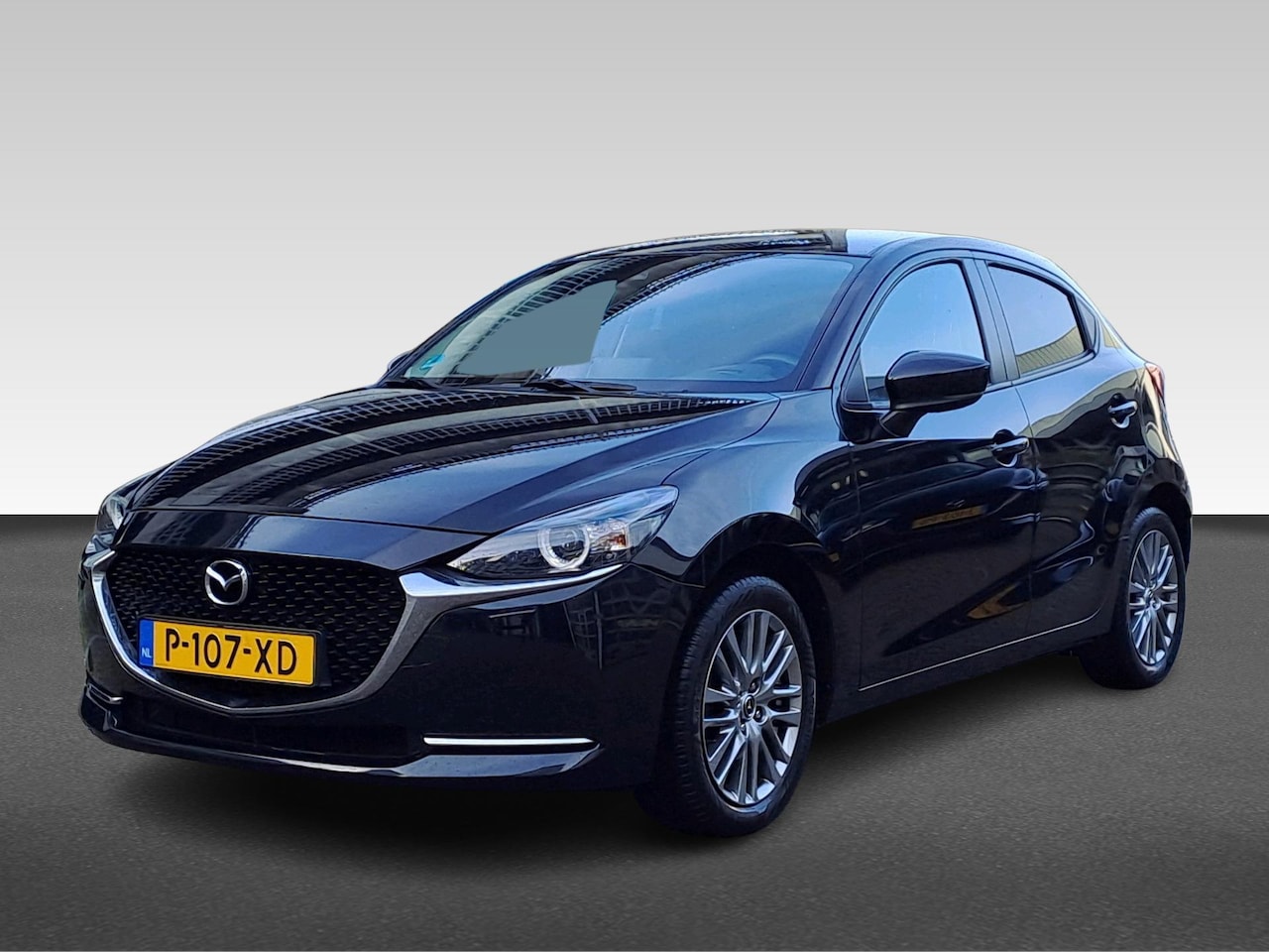 Mazda 2 - 1.5 SKYACTIV-G 90PK LUXURY NAVI CAMERA HUD LED ECC NAP - AutoWereld.nl
