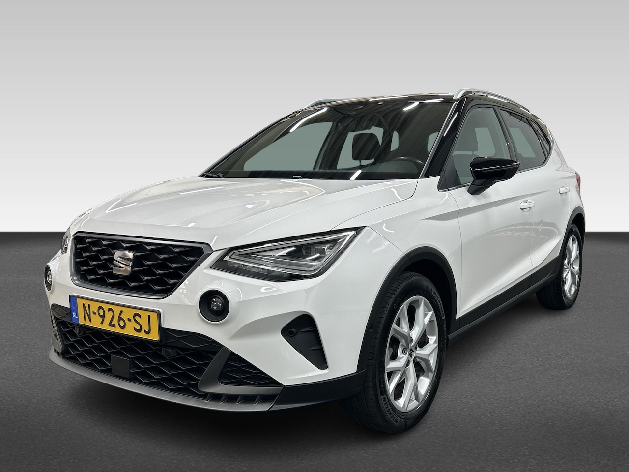SEAT Arona - 1.0 TSI FR Business Intense 1.0 TSI 115pk FR Business Intense - AutoWereld.nl