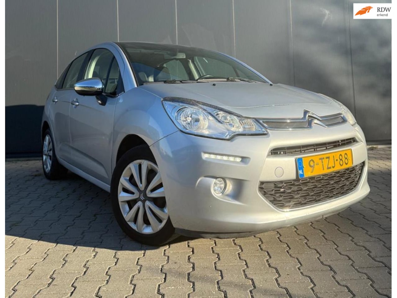 Citroën C3 - 1.2 VTi ETG Airdream Collection 1.2 VTi ETG Airdream Collection - AutoWereld.nl