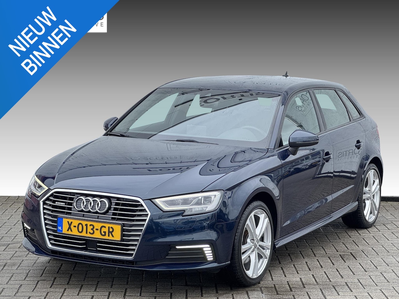 Audi A3 Sportback - 40 TFSI e Edition S-LINE | 1/2 LEDER | NAVI | PDC - AutoWereld.nl