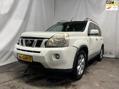 Nissan X-Trail - 2.0 dCi LE 4WD - Front / Rechter Zij Schade