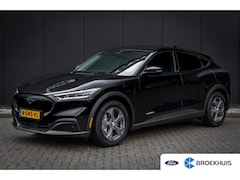 Ford Mustang Mach-E - RWD 75 kWh | Nieuw geleverd | 1e eigenaar | Camera | Dode hoek detectie | Leder | Privacy