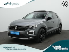 Volkswagen T-Roc - 1.5 TSI 150 pk DSG Style Business | Panoramadak | Trekhaak | Achteruitrijcamera | Stoelver