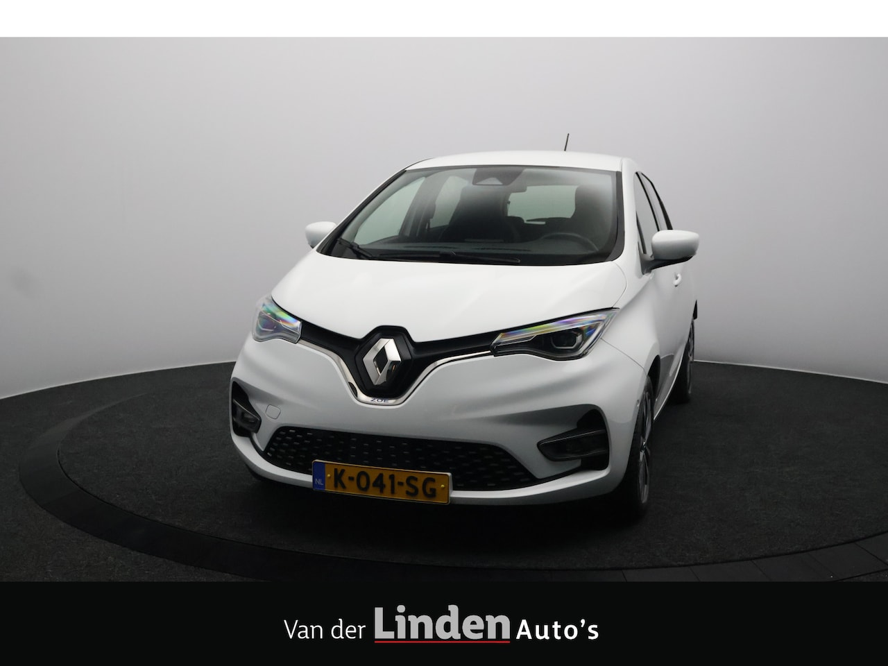 Renault Zoe - R135 Intens 52 kWh SOH 93,8% | Koop Accu | Warmtepomp | Navigatie | Camera | Stoel\Stuur V - AutoWereld.nl
