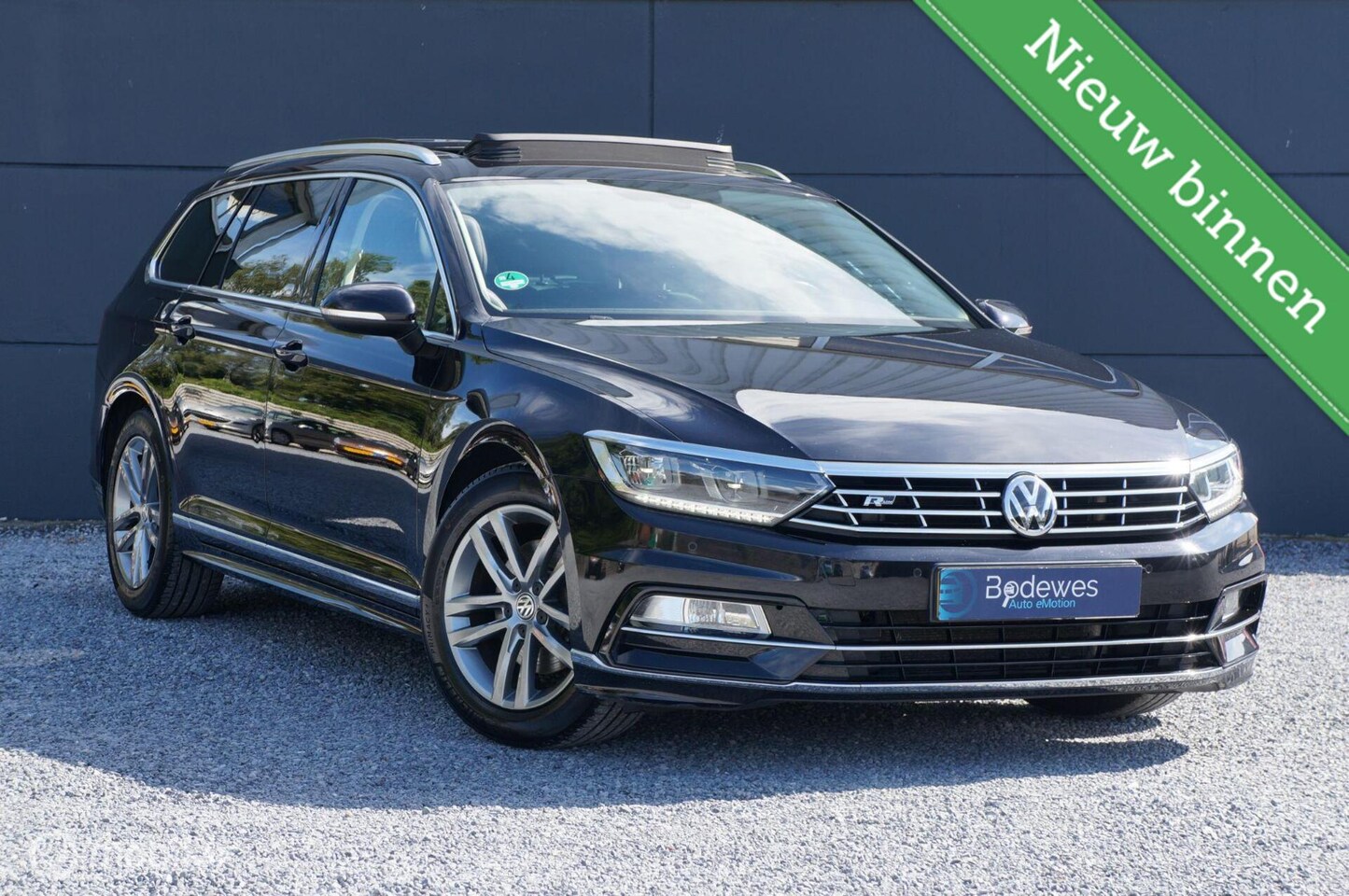 Volkswagen Passat Variant - 1.6 TDI Highline Business R-Line ! - AutoWereld.nl