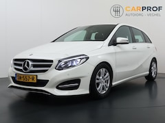Mercedes-Benz B-klasse - 200 d Business Solution 2143cc Trekhaak Navigatie Led Automaat GEEN POLITIE