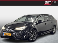 Toyota Avensis Touring Sports - 1.8 VVT-i SkyView Edition Trekhaak NL Navi