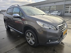 Peugeot 2008 - 1.2 Vti Allure Pack Premium Plus *Engine broken* 60Kw Bjr.2013