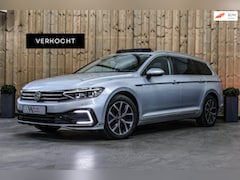 Volkswagen Passat Variant - 1.4 TSI PHEV GTE *Pano*Led*Camera*Trekhaak