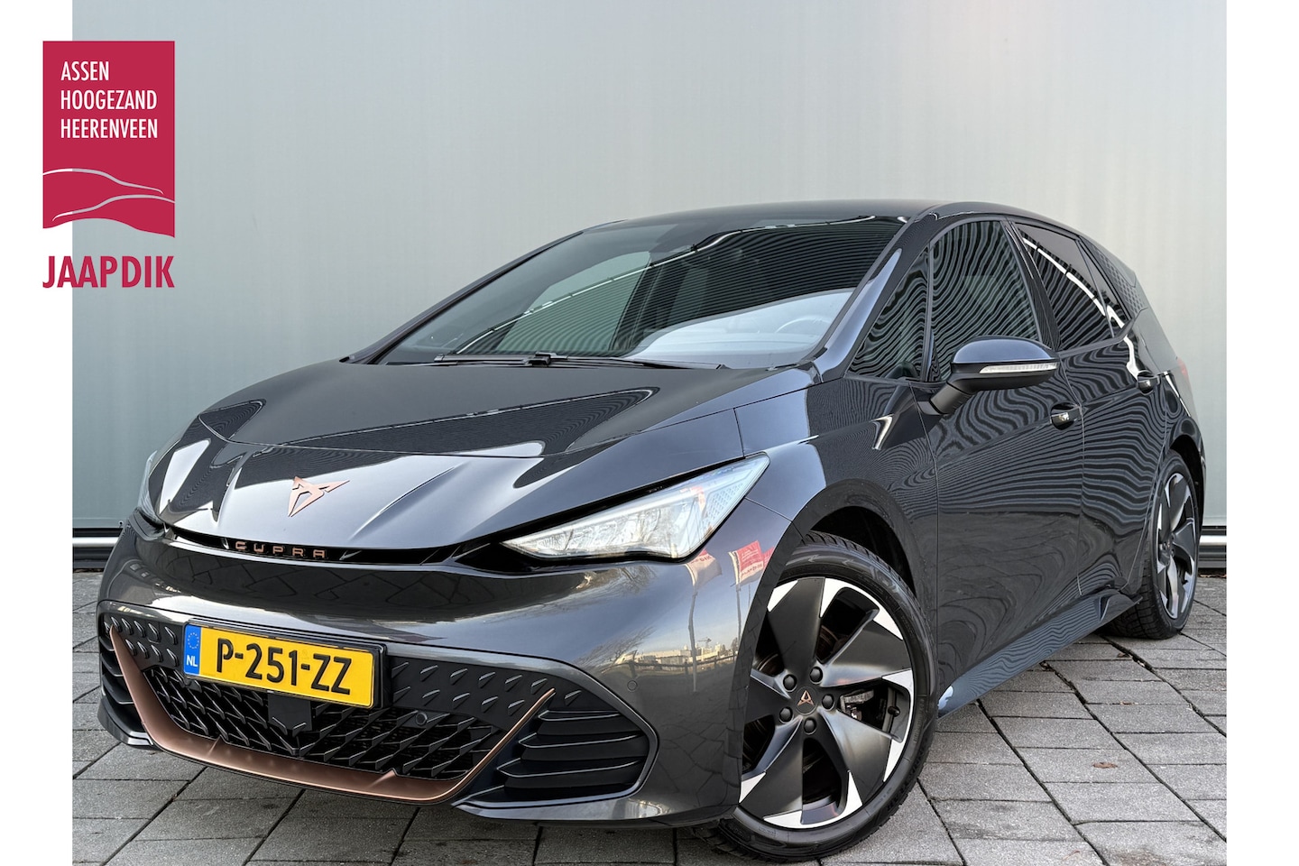 CUPRA Born - BWJ 2022 | SOH 92,4% BUS Adrenaline 204PK 62 kWh | PANO DAK | CAMERA A | 19'' LMV | STOELV - AutoWereld.nl