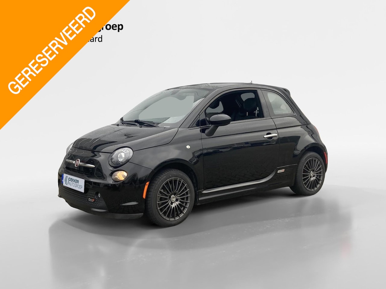 Fiat 500 - 500 E24kwh Black Panoramadak - AutoWereld.nl