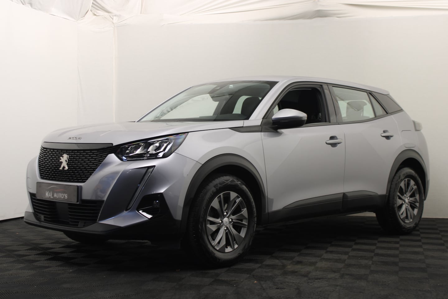 Peugeot 2008 - 1.2 PureTech Active |Navi| - AutoWereld.nl