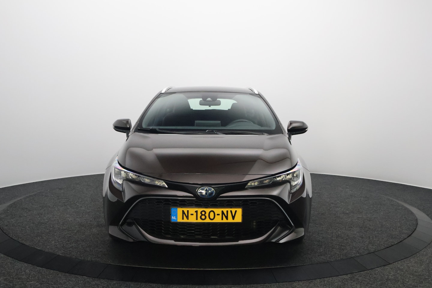 Toyota Corolla Touring Sports - 1.8 Hybrid Active | Navigatie | Camera | Carplay&Android | Led - AutoWereld.nl