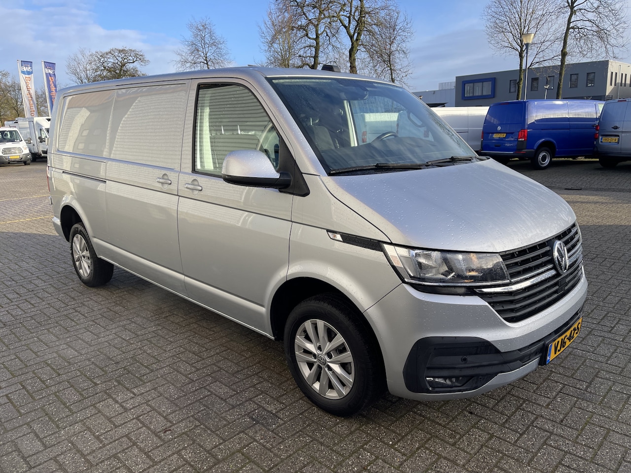 Volkswagen Transporter - 2.0 TDI 150pk DSG automaat L2H1 28 / vaste prijs rijklaar € 24.950 ex btw / lease vanaf € - AutoWereld.nl