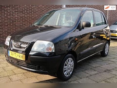 Hyundai Atos - 1.1i Active Cool, Airco, 2 elektrische ramen, Zwart Metallic, Stuurbekrachting