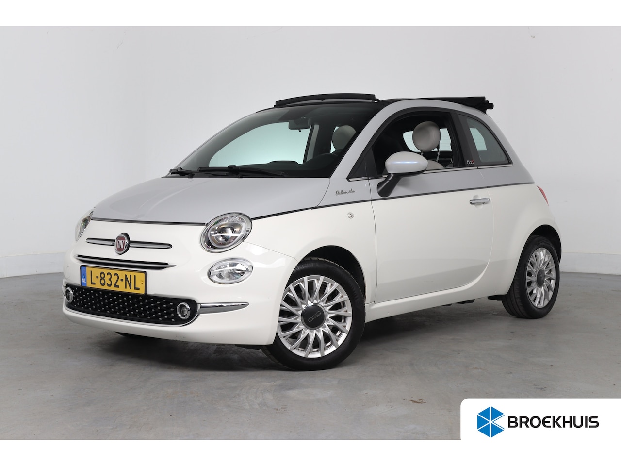 Fiat 500 - 1.0 Hybrid Dolcevita | Navigatie | Clima | Cruise Control | Parkeersensoren | Leder | Lich - AutoWereld.nl