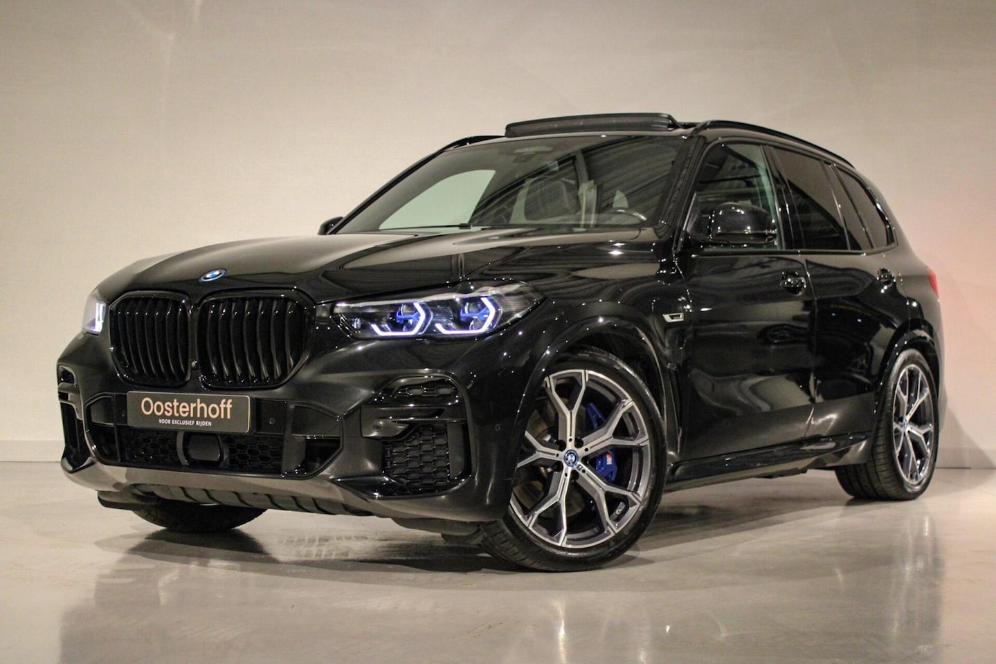 BMW X5 - xDrive45e High Executive M-Sport SKYL | 4w-best - AutoWereld.nl