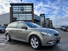 Kia Cee'd Sporty Wagon - 1.4 CVVT Seven NAP CRUISE NAVI APK Airco
