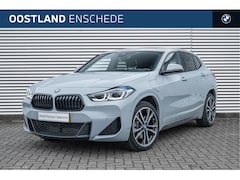 BMW X2 - xDrive25e High Executive M Sport Automaat / Panoramadak / Sportstoelen / Achteruitrijcamer