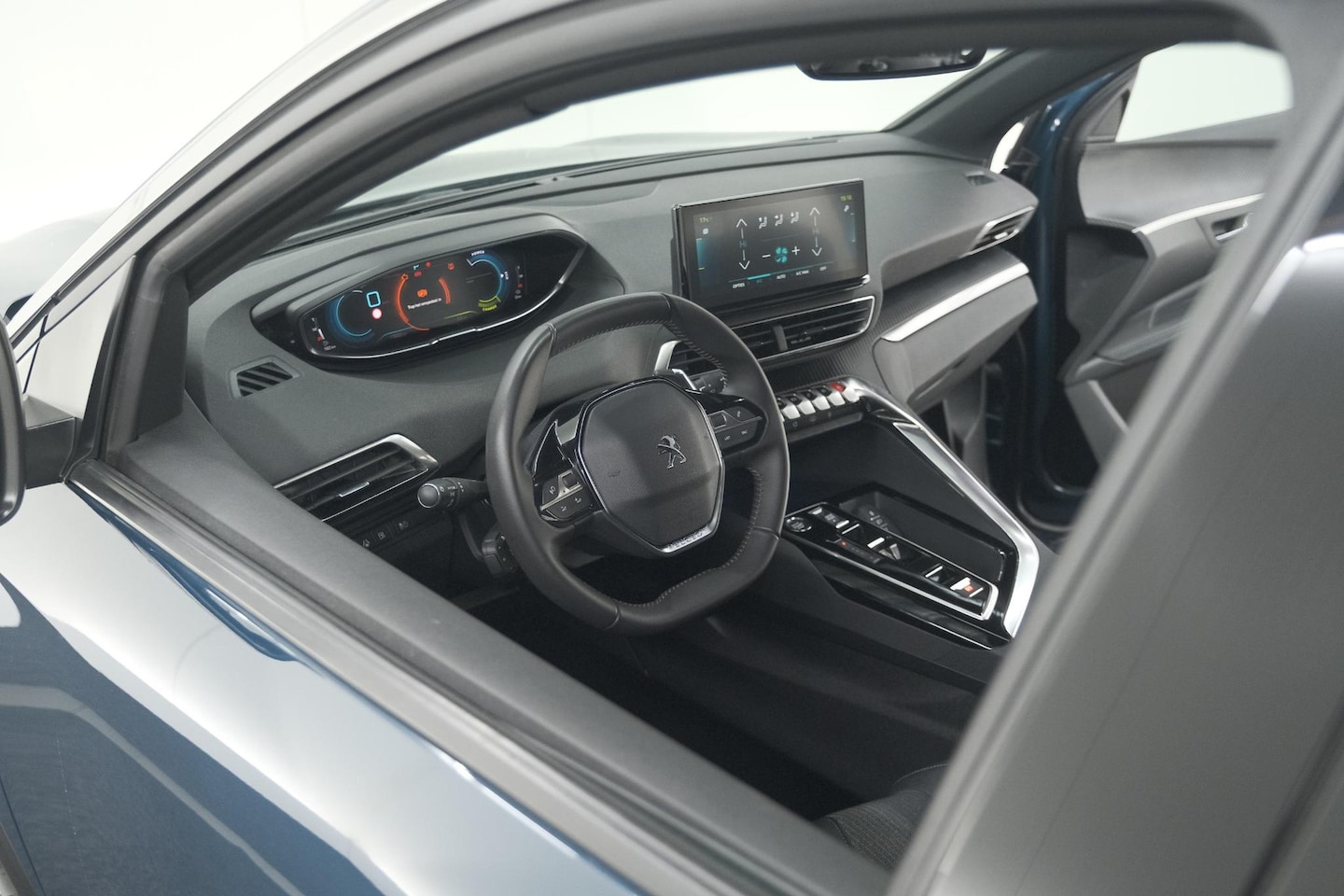 Peugeot 3008 - 1.6 HYbrid 225 Active Pack Business | Camera | Adaptieve Cruise Control | Dodehoekdetectie - AutoWereld.nl