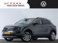 Volkswagen T-Roc - 1.0 TSI 110 PK Style Business | LED | Trekhaak | DAB+ | Parkeersensoren Voor&achter | Dode
