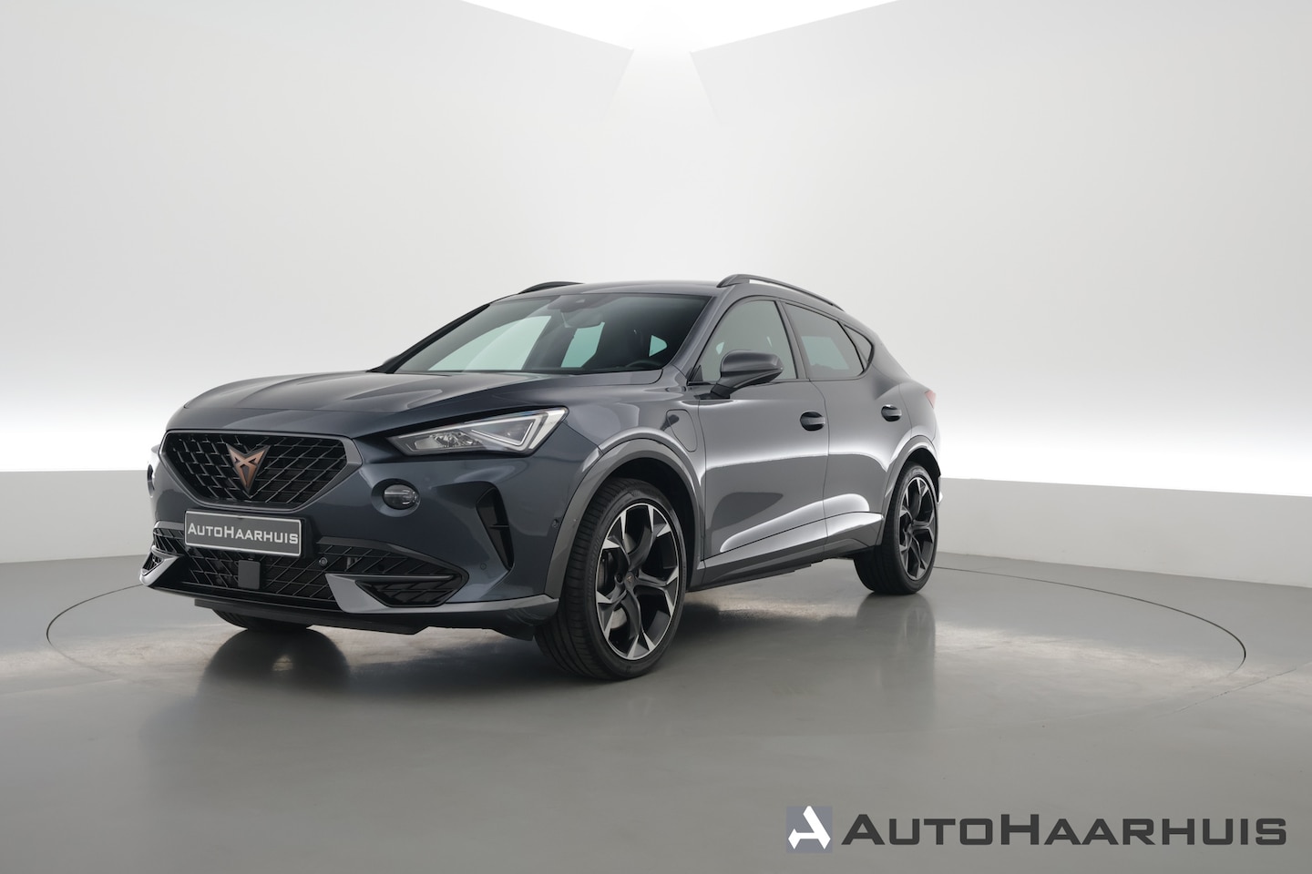 CUPRA Formentor - 1.4 e-Hybrid VZ 245pk | Adapt. Cruise | Camera | Apple CarPlay | Keyless | Navi | 19'' | L - AutoWereld.nl