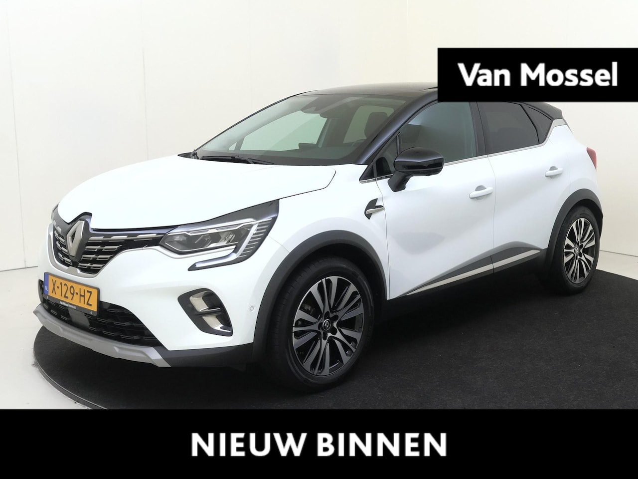 Renault Captur - 1.6 E-Tech full hybrid 145 iconic Schuifkanteldak, Bose Audio, Afneembare Trekhaak Adaptiv - AutoWereld.nl