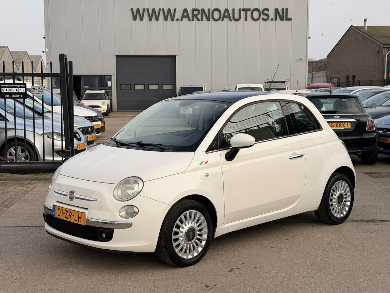 Fiat 500 - 1.2 Lounge 1.2 Lounge, AIRCO, NIEUWE KOPPELINGSSET+BAK, 146.228 KM NAP, PANORAMADAK, STUURBEKRACHTIGI - AutoWereld.nl