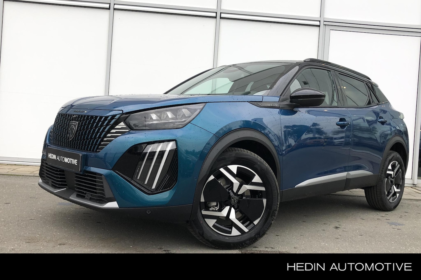 Peugeot 2008 - 1.2 Hybrid 145 GT | Navigatie | Adaptive Cruise Control | Camera V+A | Stoelverwarming + M - AutoWereld.nl