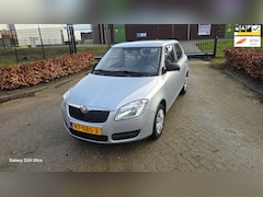 Skoda Fabia - 1.2 5 DEURS NIEUWE MODEL RIJDT PERFECT