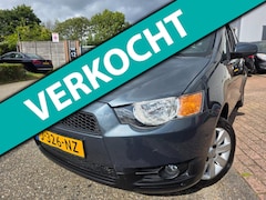 Mitsubishi Colt - 1.3 Edition Two met nieuwe APK