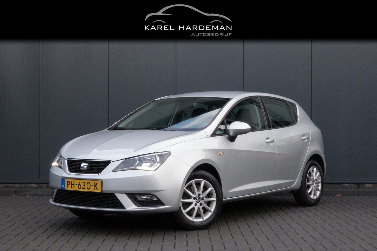 SEAT Ibiza - 1.0 EcoTSI Style Connect | PARKEERSENSOREN | ELEKTRISCH INKLAPBARE SPIEGELS | MIRROR LINK - AutoWereld.nl