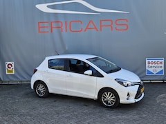 Toyota Yaris - 1.3 VVT-i Aspiration Automaat CAMERA PDC CC TEL AIRCO