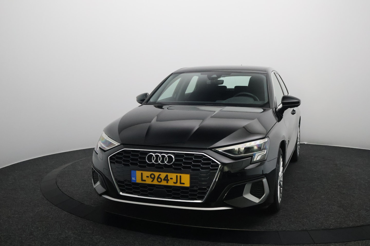 Audi A3 Sportback - 30 TDI Business Edition | Head-Up Display | Navigatie | Full Led | Camera - AutoWereld.nl