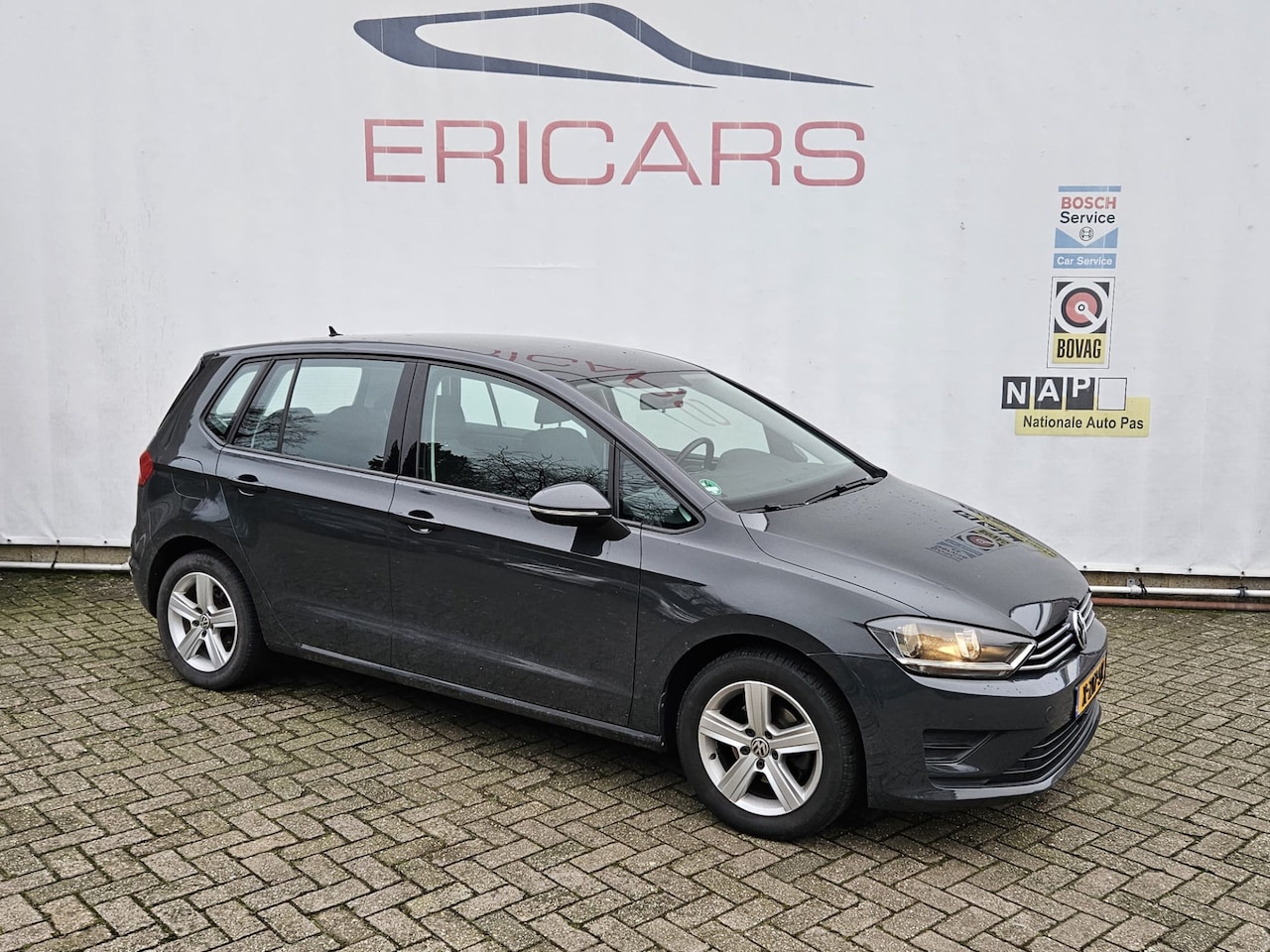 Volkswagen Golf Sportsvan - 1.2 TSI LM AIRCO PDC V+A TREKHAAK - AutoWereld.nl