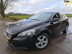 Volvo V40 - 2.0 D2 Momentum/ navi/ bj 2016 ( euro 6)
